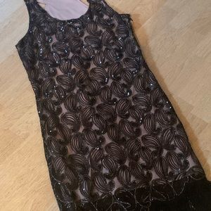 1920s Sequined Paisley Pattern Fringe Gatsby Flapper Dress- Black, Medium (8-10)